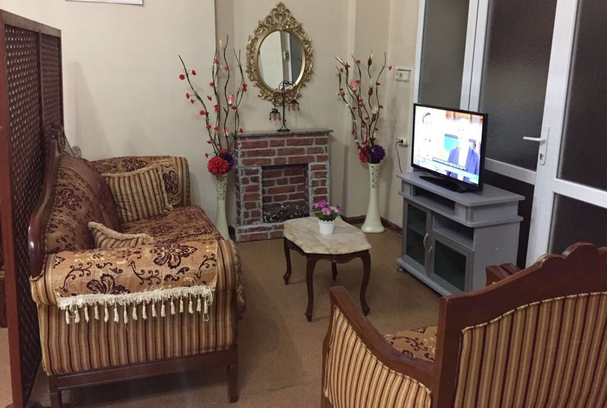 מלון Kadikoy Kervansaray 2*